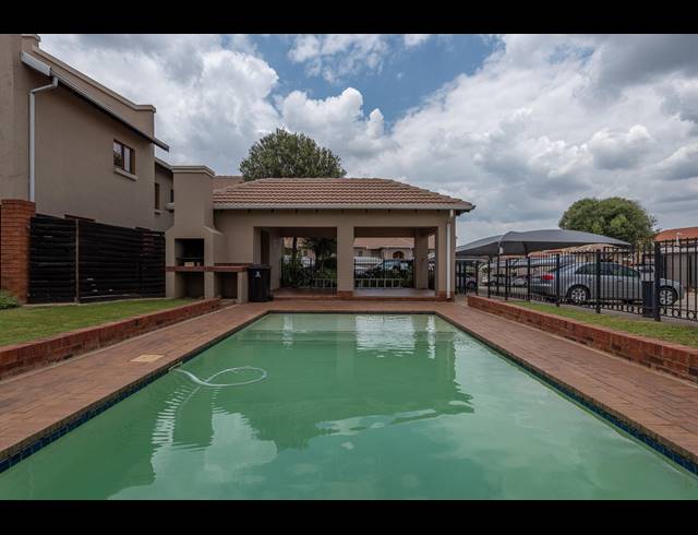2 BEDROOM APARTMENT SOLD IN MEYERSDAL